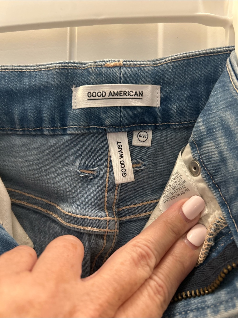 Good American Light Blue Distressed Skinny Jeans - Picture 3 of 3